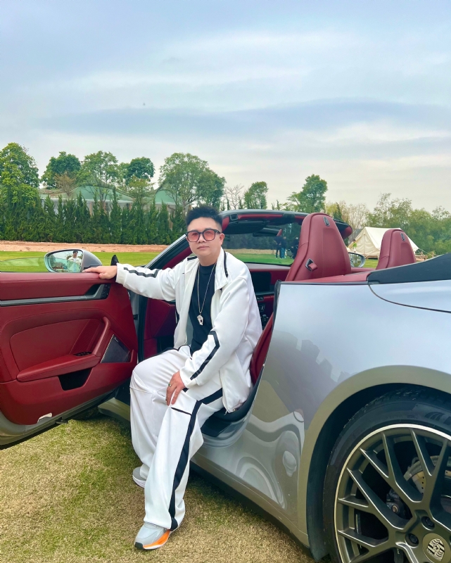 晚风过境的第三张照片--平顶山相亲服务中心