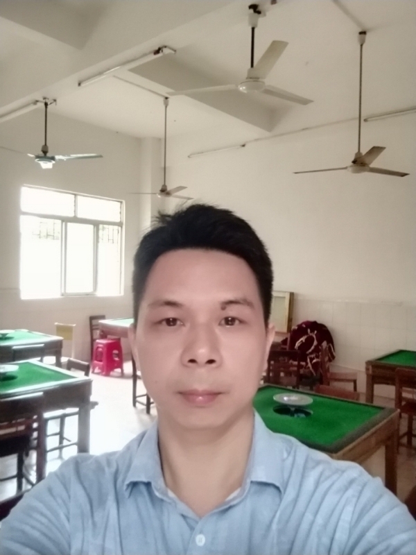 笑对人生的第一张照片--平顶山相亲服务中心