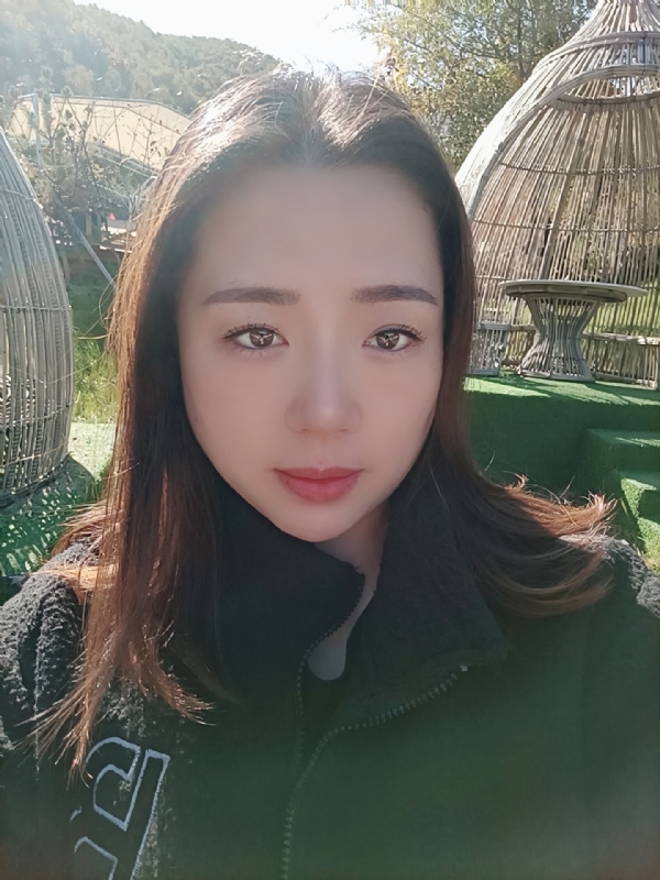 阿燕的第一张照片--平顶山相亲服务中心