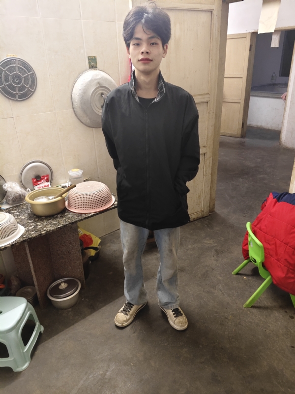 铭泽的第一张照片--平顶山相亲服务中心