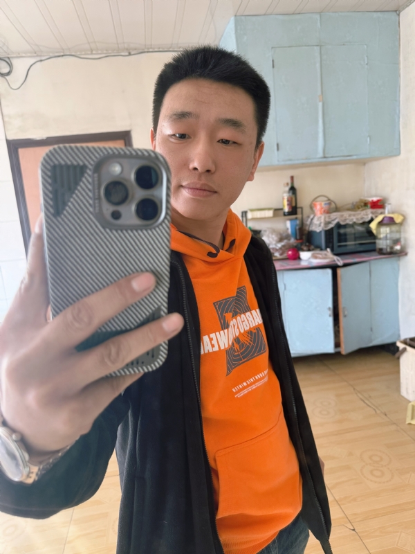 烟花易笑的第五张照片--平顶山相亲服务中心