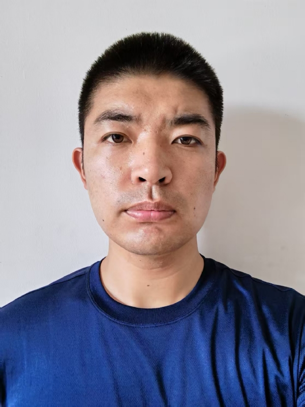 魏守超的第一张照片--平顶山相亲服务中心