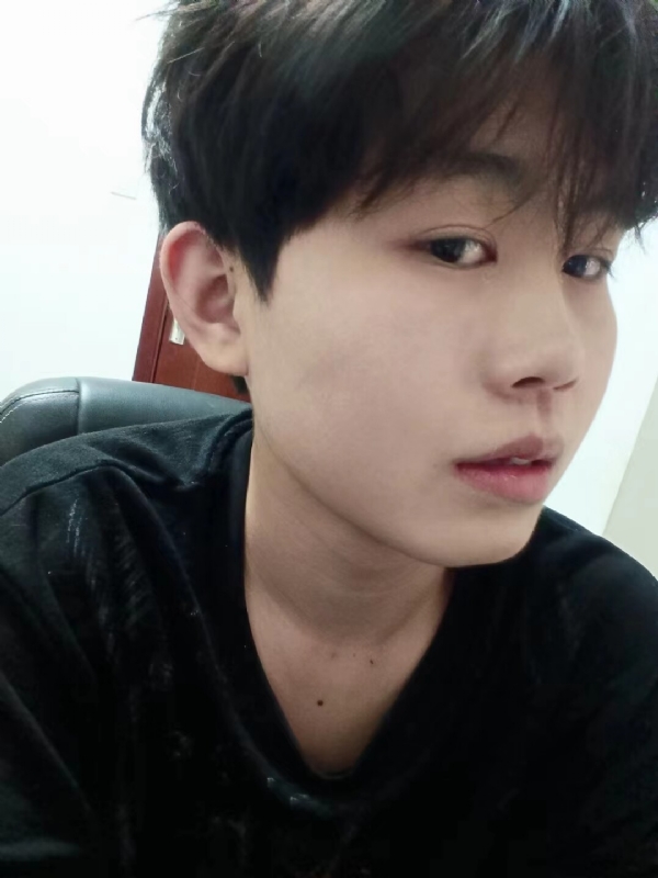 小鱼的第一张照片--平顶山相亲服务中心