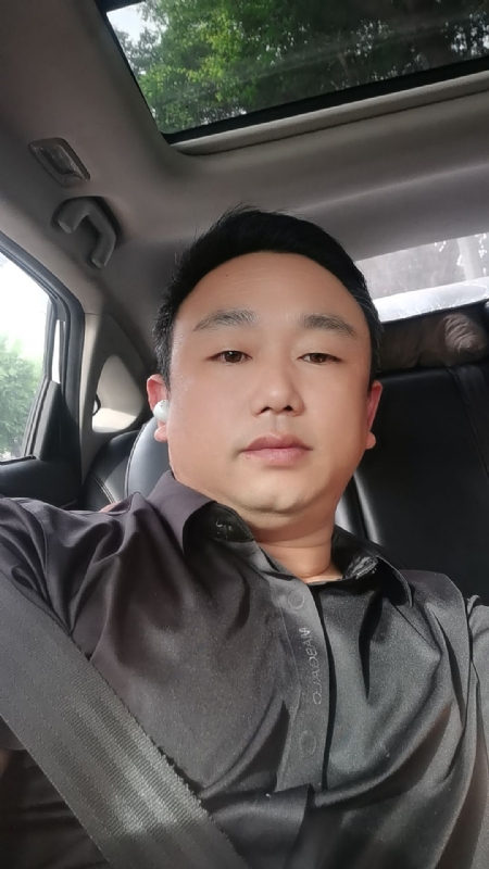 老烽的第一张照片--平顶山相亲服务中心