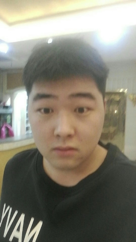 丹尼的第二张照片--平顶山相亲服务中心