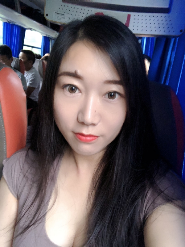 杨杨的第一张照片--平顶山相亲服务中心