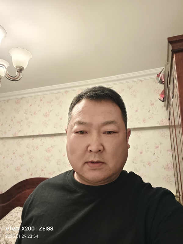 峰哥的第一张照片--平顶山相亲服务中心