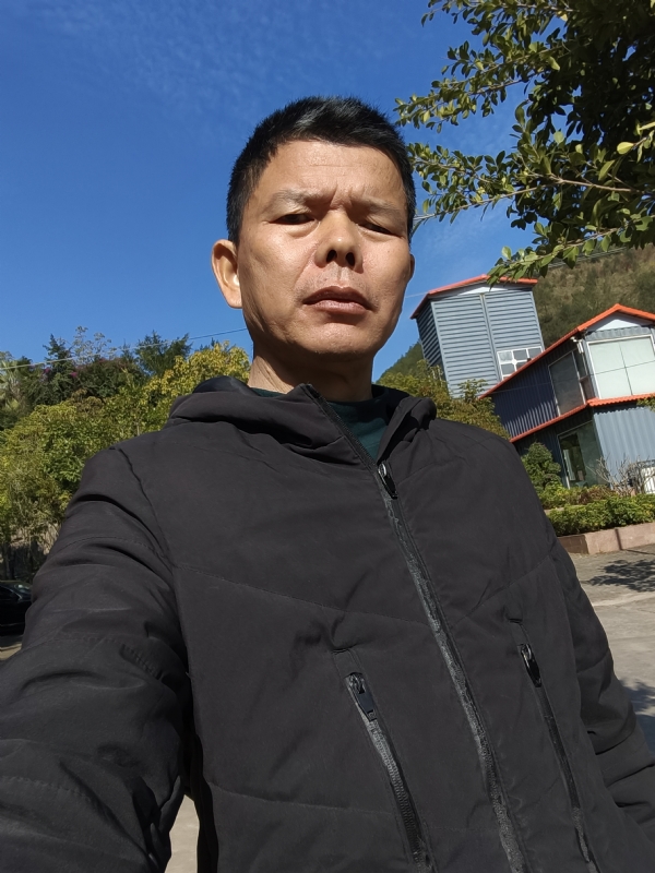 子午卯酉的第一张照片--平顶山相亲服务中心