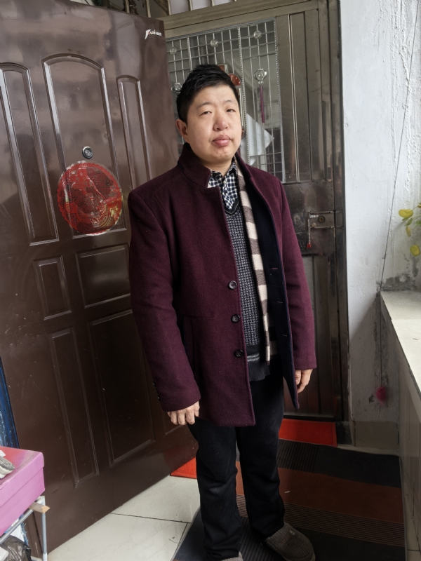 卢显澳的第一张照片--平顶山相亲服务中心