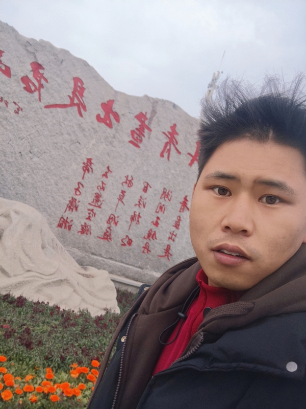 迎春的第一张照片--平顶山相亲服务中心