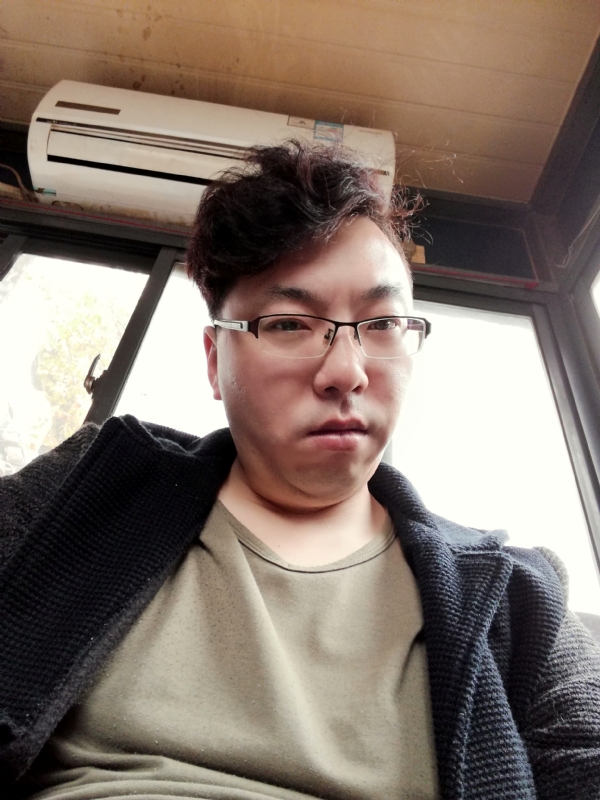 风雨彤周的第二张照片--平顶山相亲服务中心