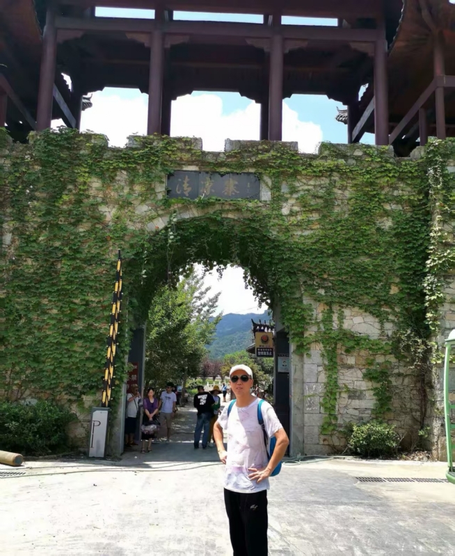 品心人的第一张照片--平顶山相亲服务中心