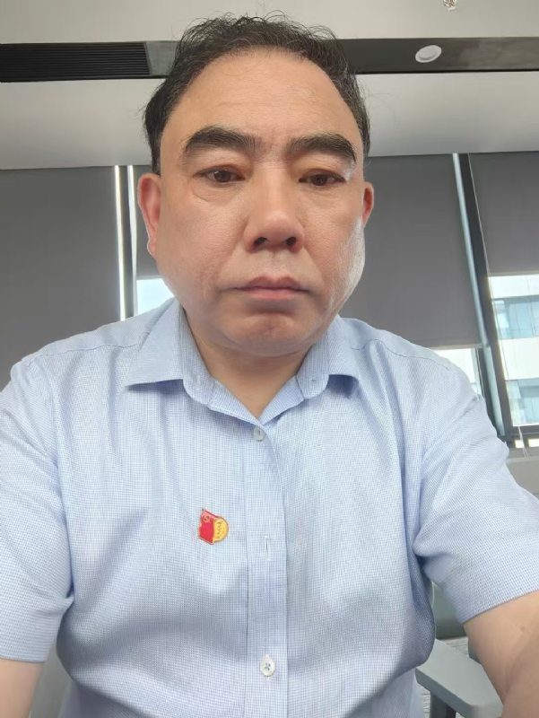 邹先生的第三张照片--平顶山相亲服务中心