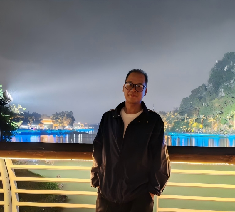 高山流云的第一张照片--平顶山相亲服务中心